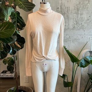 Sanctuary Cream Twist Front Long Sleeve Top